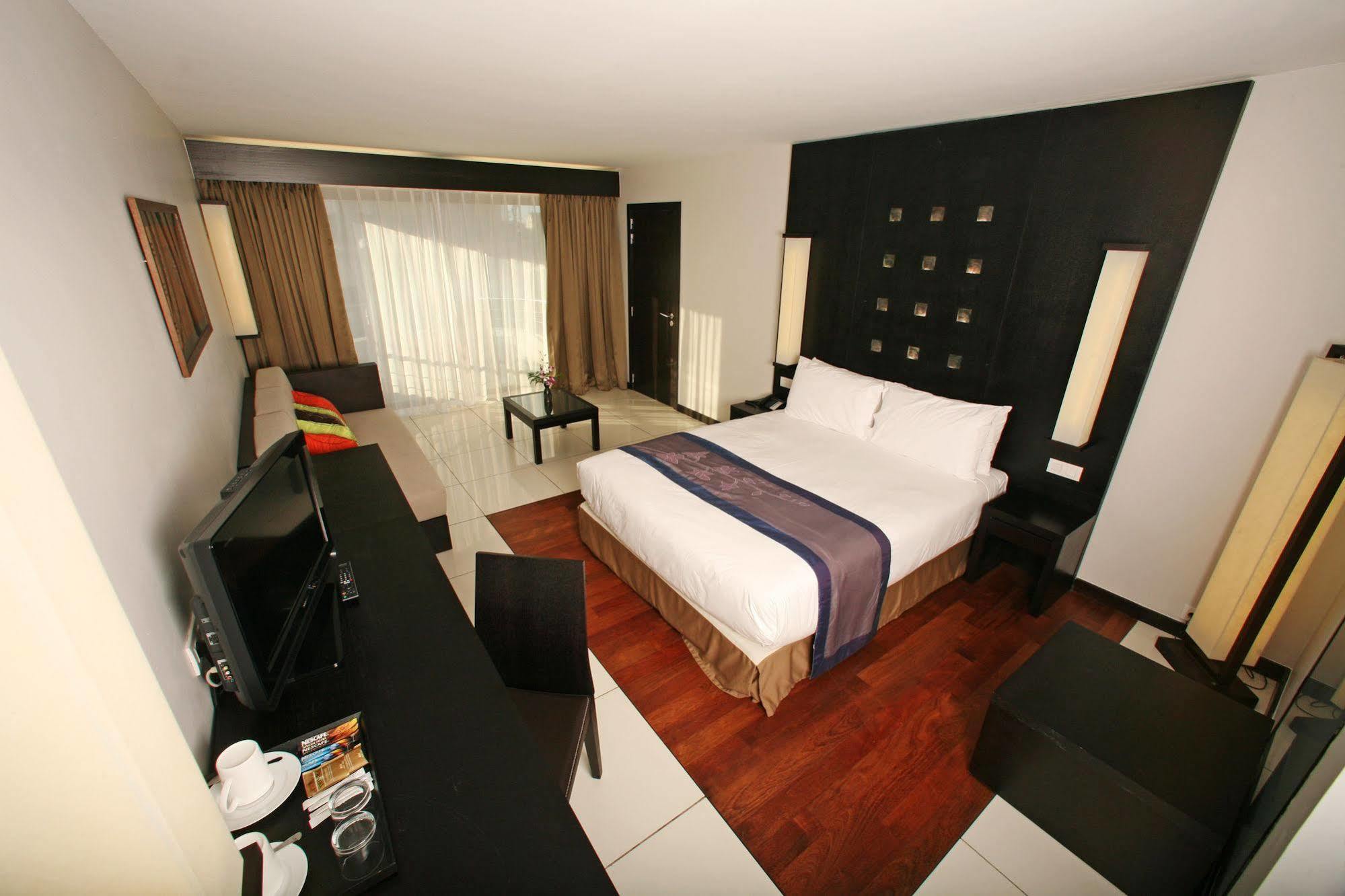Hotel Tahiti Nui Papeete  Dış mekan fotoğraf